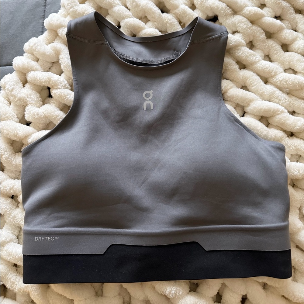 On Running Charcoal Performance Crop Top/Sports Bra